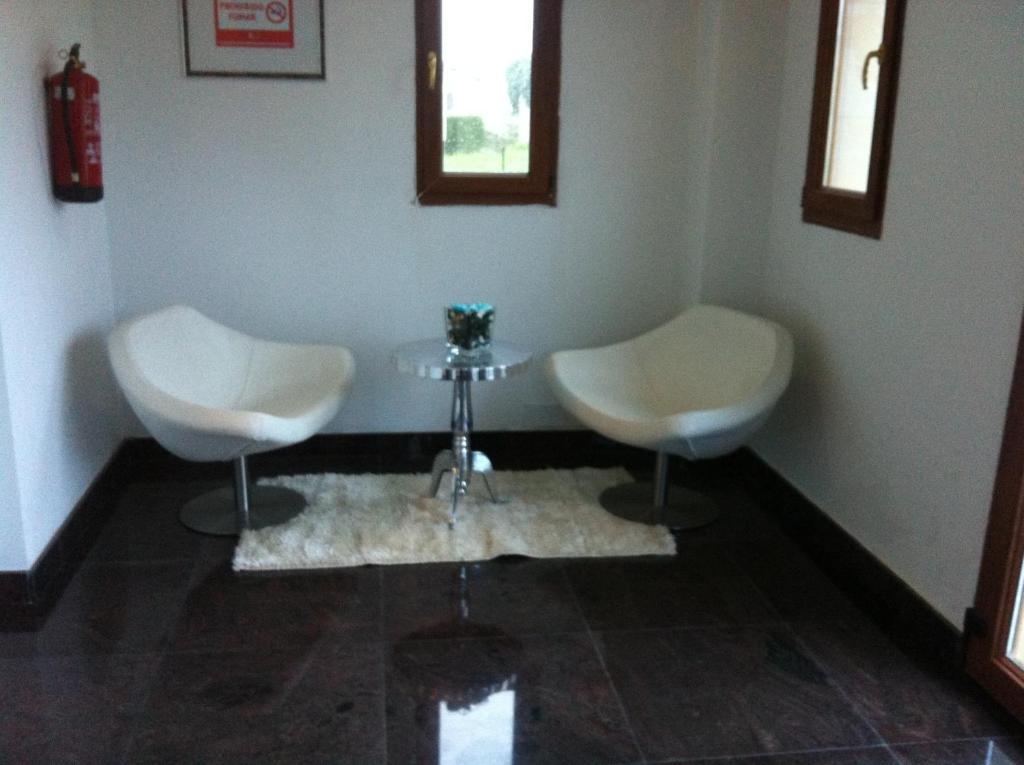 Apartamentos Turisticos Estrella Del Alemar Langre  Esterno foto